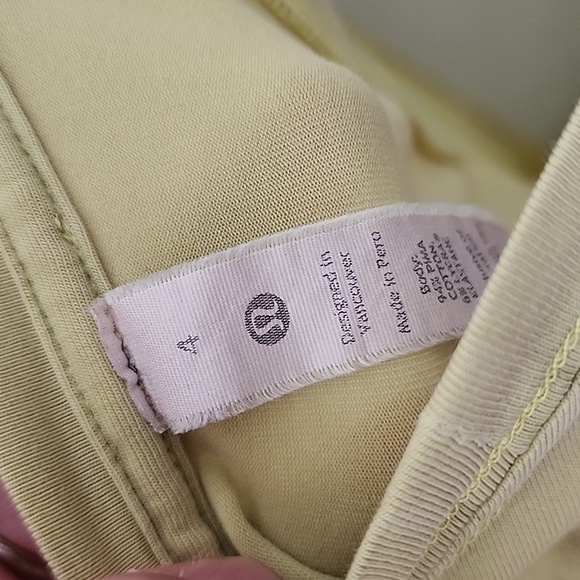 Lululemon Womens Racerback Tank Top Light Yellow/ Green  Size 4 - Picture 9 of 9